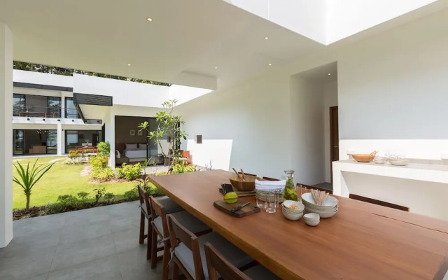 Villa Thansamaay