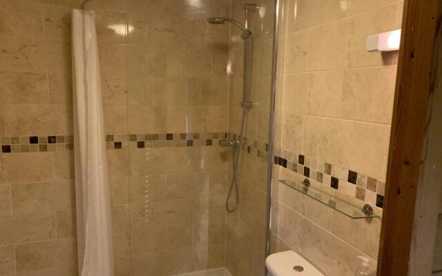 Southernwood - Garden Lodge 2