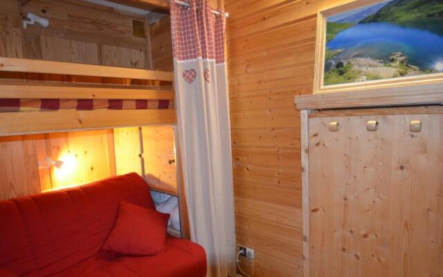 Appartement Les Menuires, 1 pièce, 2 personnes - FR-1-452-283