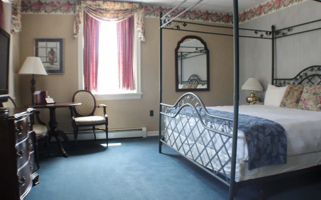 Waynebrook Inn, Est 1865