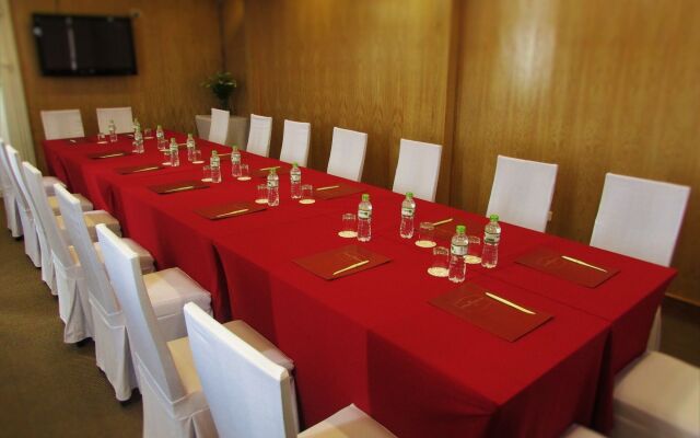 Sq Hang Gai Hotel & Spa