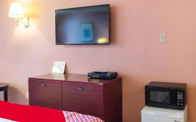OYO Hotel Edison NJ Route 1