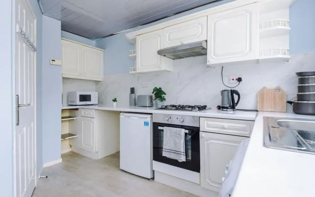 Comfortable Stay - Royd Croft