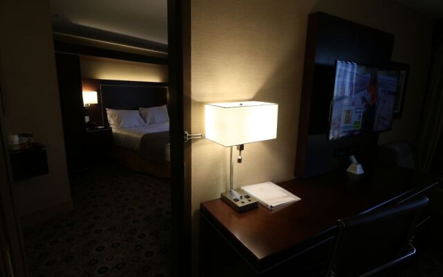 Radisson Hotel Southfield-Detroit
