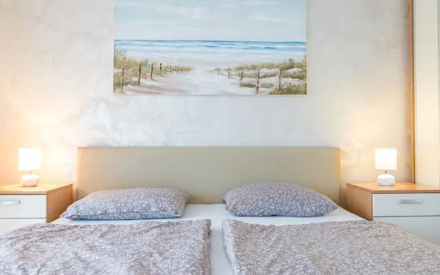 Spacious Holiday Home near Sea