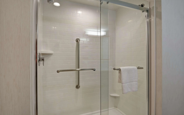 Hampton Inn Charleston-North
