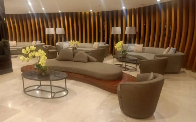 Len's Den - Flat in Pasay City Mall of Asia Manila