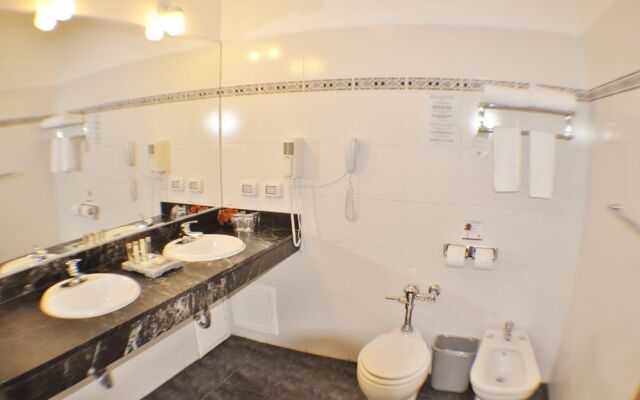 Hatuchay Hotels Machu Picchu