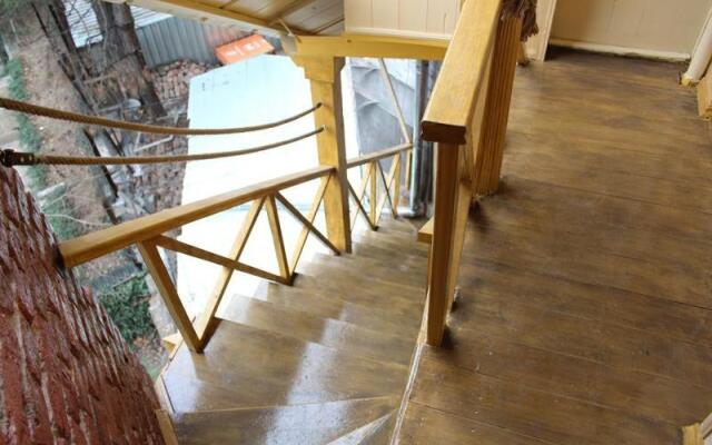 200 metres from Rustaveli avenue