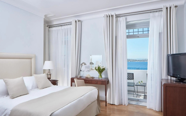 Poseidonion Grand Hotel