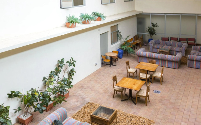 Asure Fernhill Motor Lodge