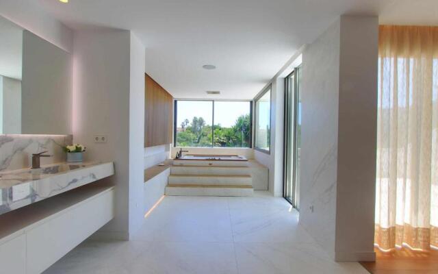 2244 new modern luxury villa in puerto banus