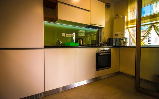 Top Trio Residence