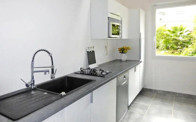 Holiday Home With Garden, Auray