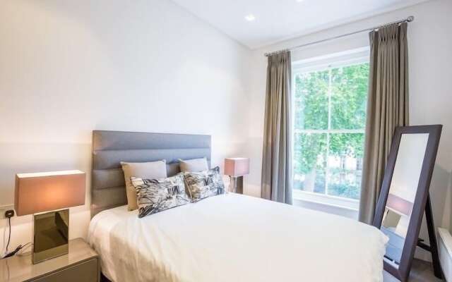 London Villa - 20 Princes Square