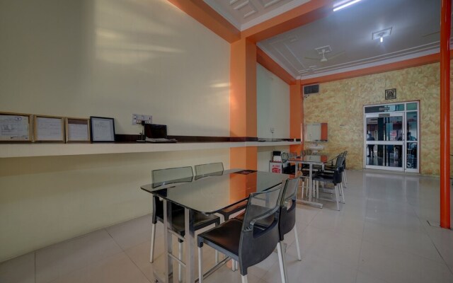 Oyo 30243 Hotel Sanwariya Bhagwan