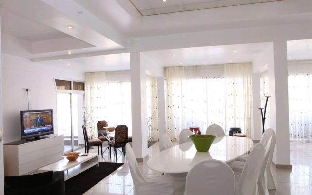 The Palms Hotel Apartments