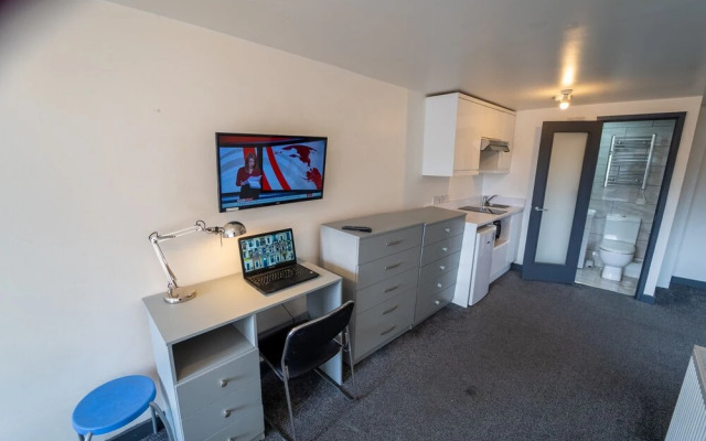 966 Pershore Road Studios In Guest House