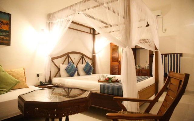 Oasey Beach Hotel
