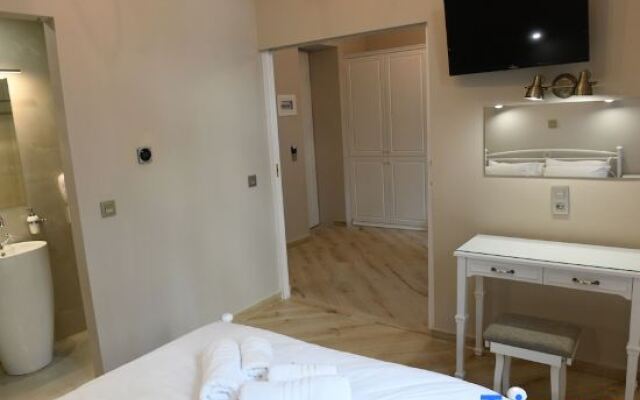 Neapolis 1897 Boutique Luxury Rooms