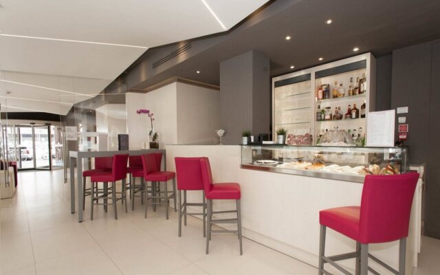 Moderno Hotel Roma