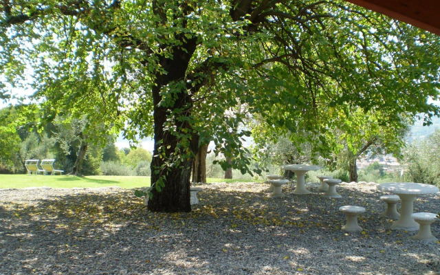 Agriturismo Renzano Garden Apartments