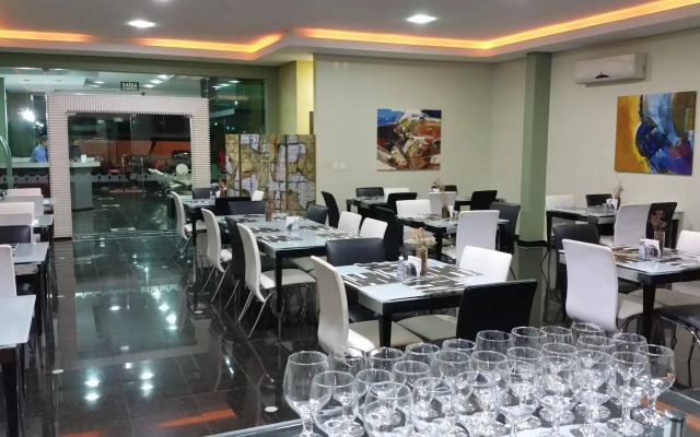 Munart Hotel