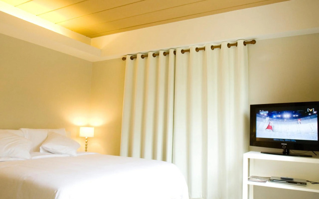 Veranda Lodge Hotel