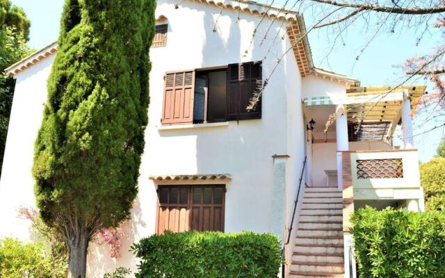 Appartement Cavalaire-sur-Mer, 2 pièces, 4 personnes - FR-1-226B-19