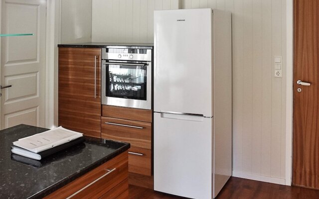 10 Person Holiday Home in Skei i Jolster