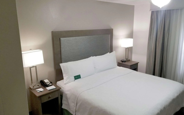 Homewood Suites by Hilton Orlando-Maitland