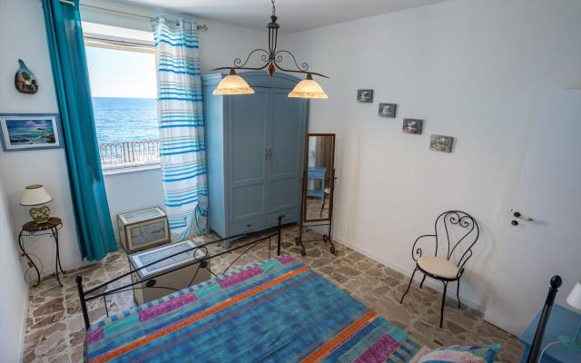 SR-I754-CIRC6AT_X - Maniace sea view apartment