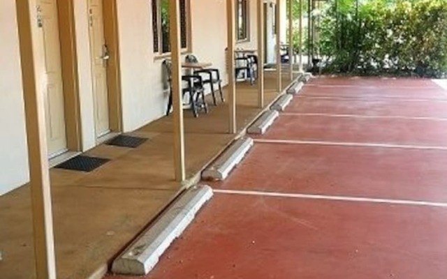 Cascade Motel In Townsville