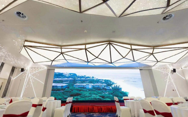 Huada Hotel