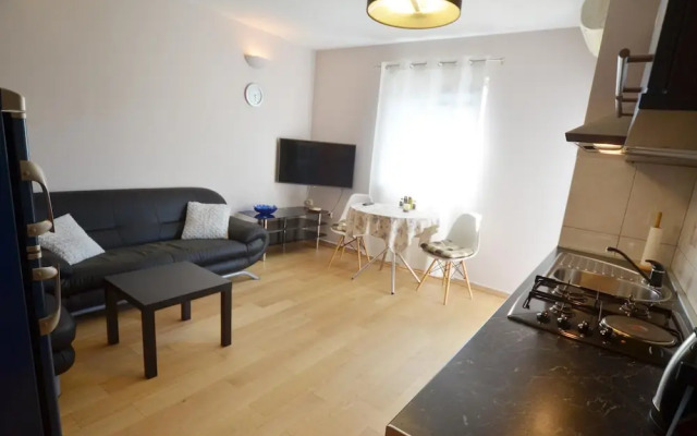 Bissa in Rovinj With 1 Bedrooms and 1 Bathrooms