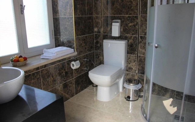 Assos Mia Otel