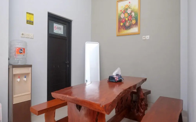 DR Living Syariah Solo RedPartner