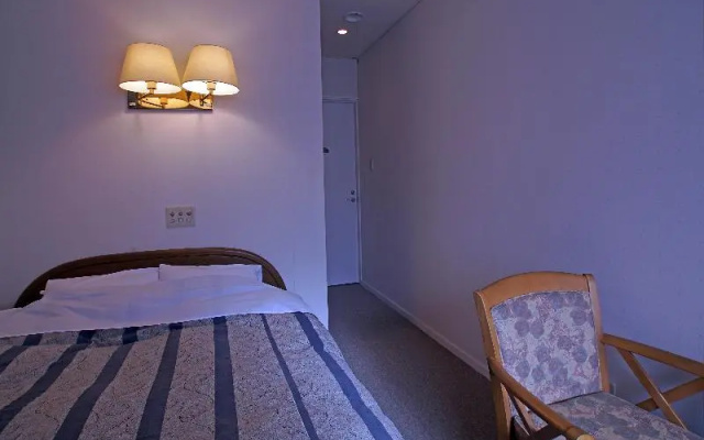Higashi Hachimantai Onsen Pension Entr-deux-Mers – Guest Rooms – Hachimantai