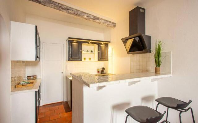 Vieil Antibes Appartement de charme 2/4pers