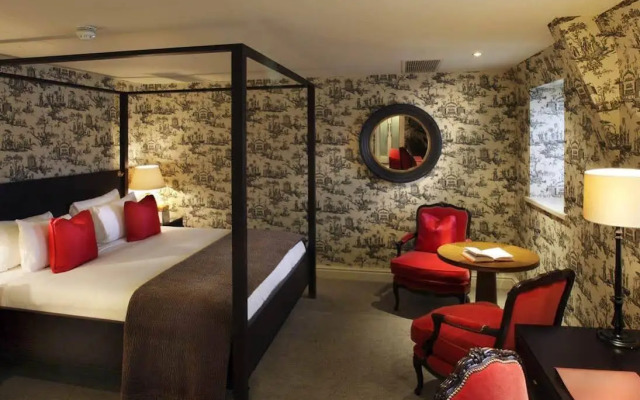 The Kensington Hotel