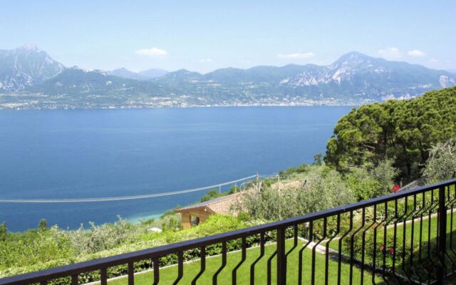 Villa Gianni Torri del Benaco 12460