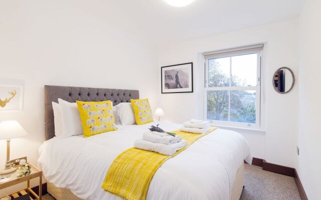 FG Property - The Holland Road Residence III