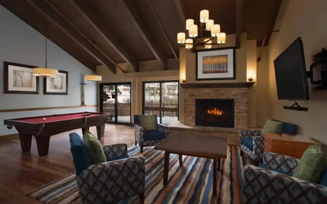 West Vail 2 Bedroom Condo at Streamside