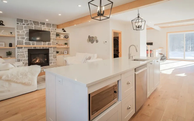 Station Farmhouse Tremblant