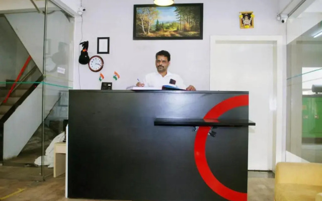 Collection O 50322 Zeal College Chowk