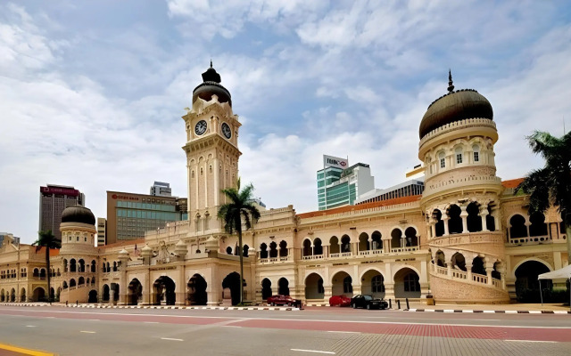 New Wave Hotel Melawati