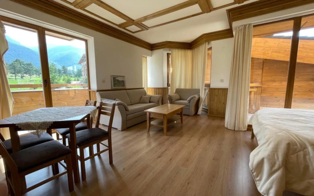 Pirin Golf SPA Studio Compass Property