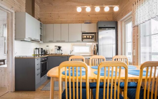 Holiday Home Kanervarinne