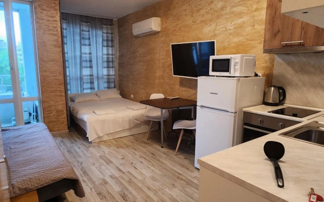 Colonel apartment 941