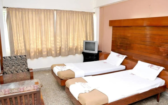 Pranam Comforts Lodge